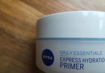 nivea-daily-essentials-express-hydration-primer